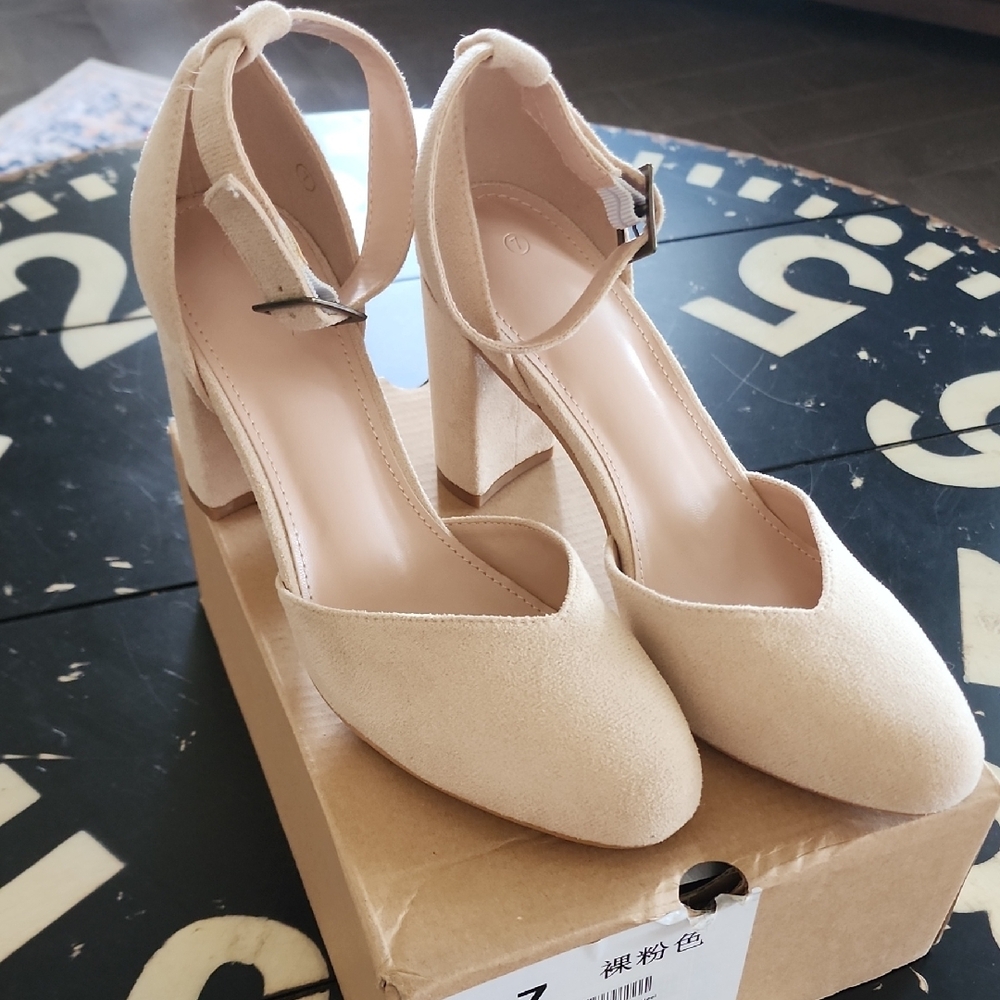 Elegant Cream Block Heel Women's Shoes